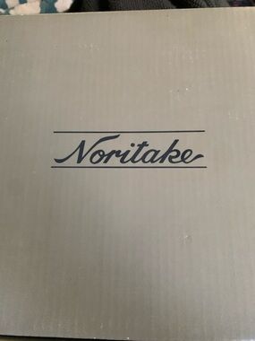 Noritake Piedmont Platinum 5 Piece Place Setting 4334